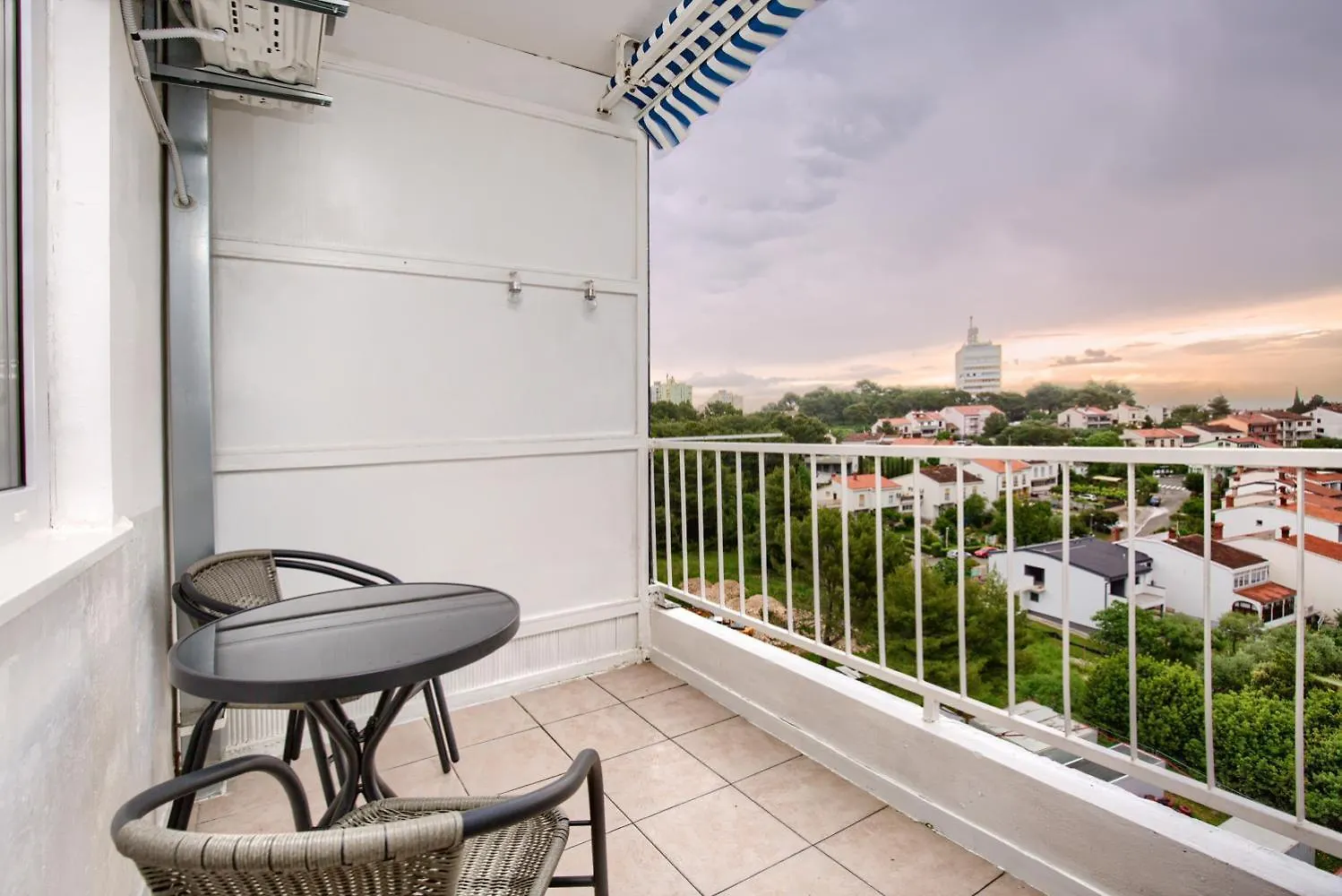 Marina View Apartment Pula 0*,  Croatia